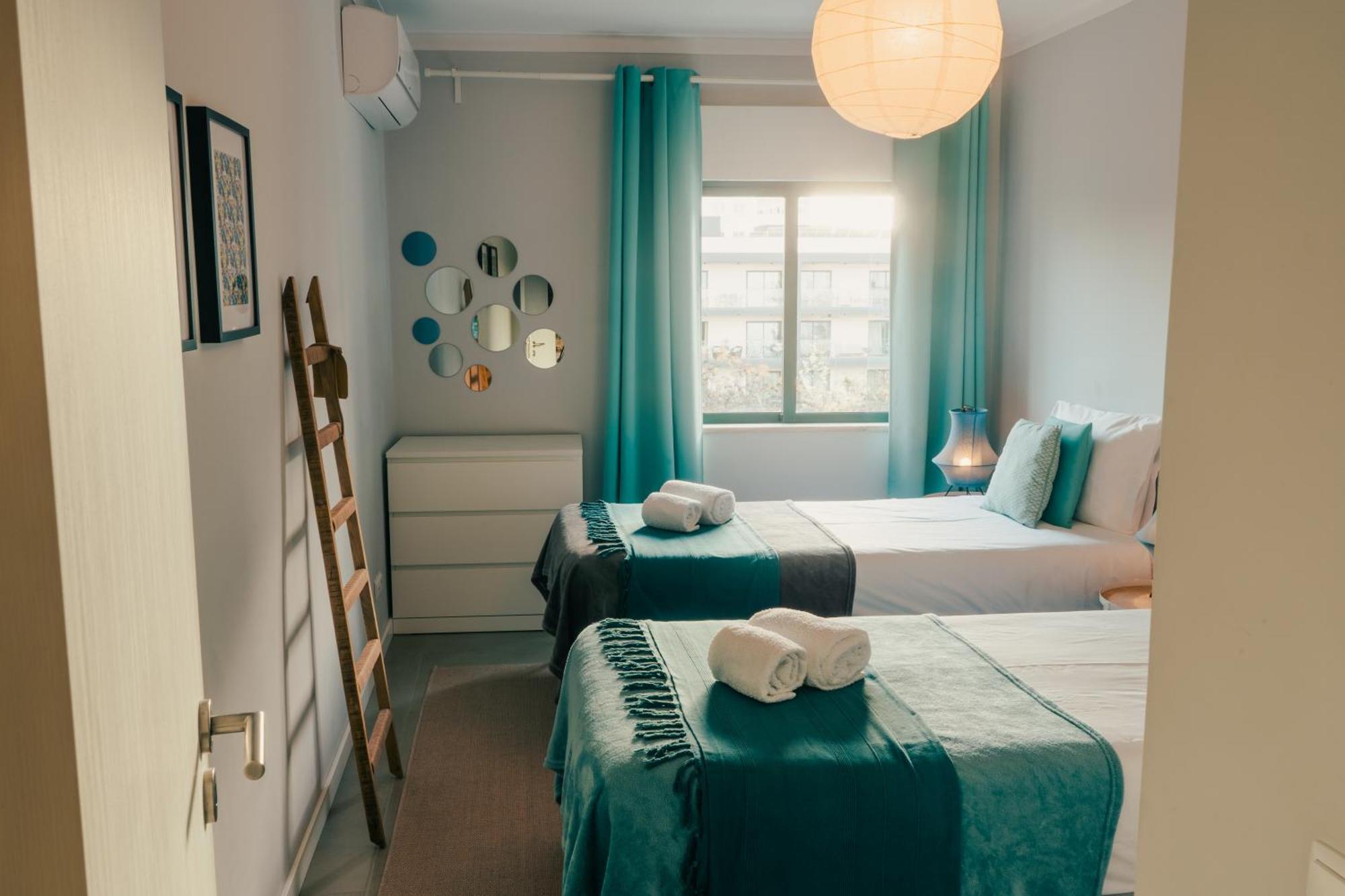 Comfort Zone Beach Apartment Quarteira Ngoại thất bức ảnh
