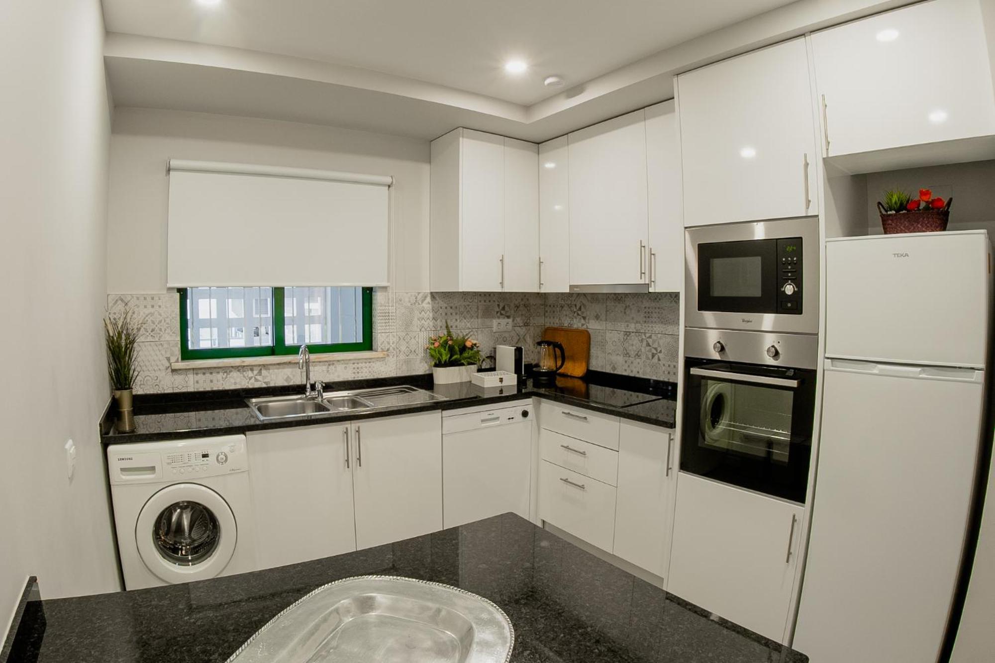 Comfort Zone Beach Apartment Quarteira Ngoại thất bức ảnh